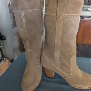 Suede Tan Knee-High Boots